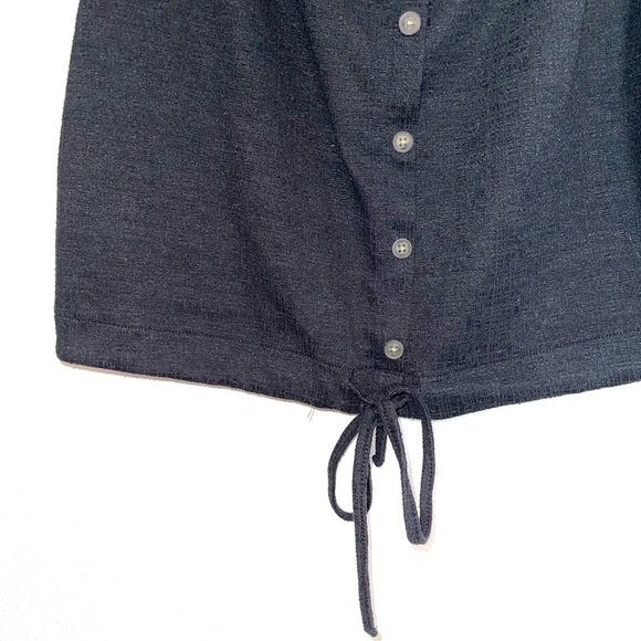 Who What Wear Black Off the Shoulder Button Tie Waist Cropped Top Xsmall Women’s - Picture 5 of 11